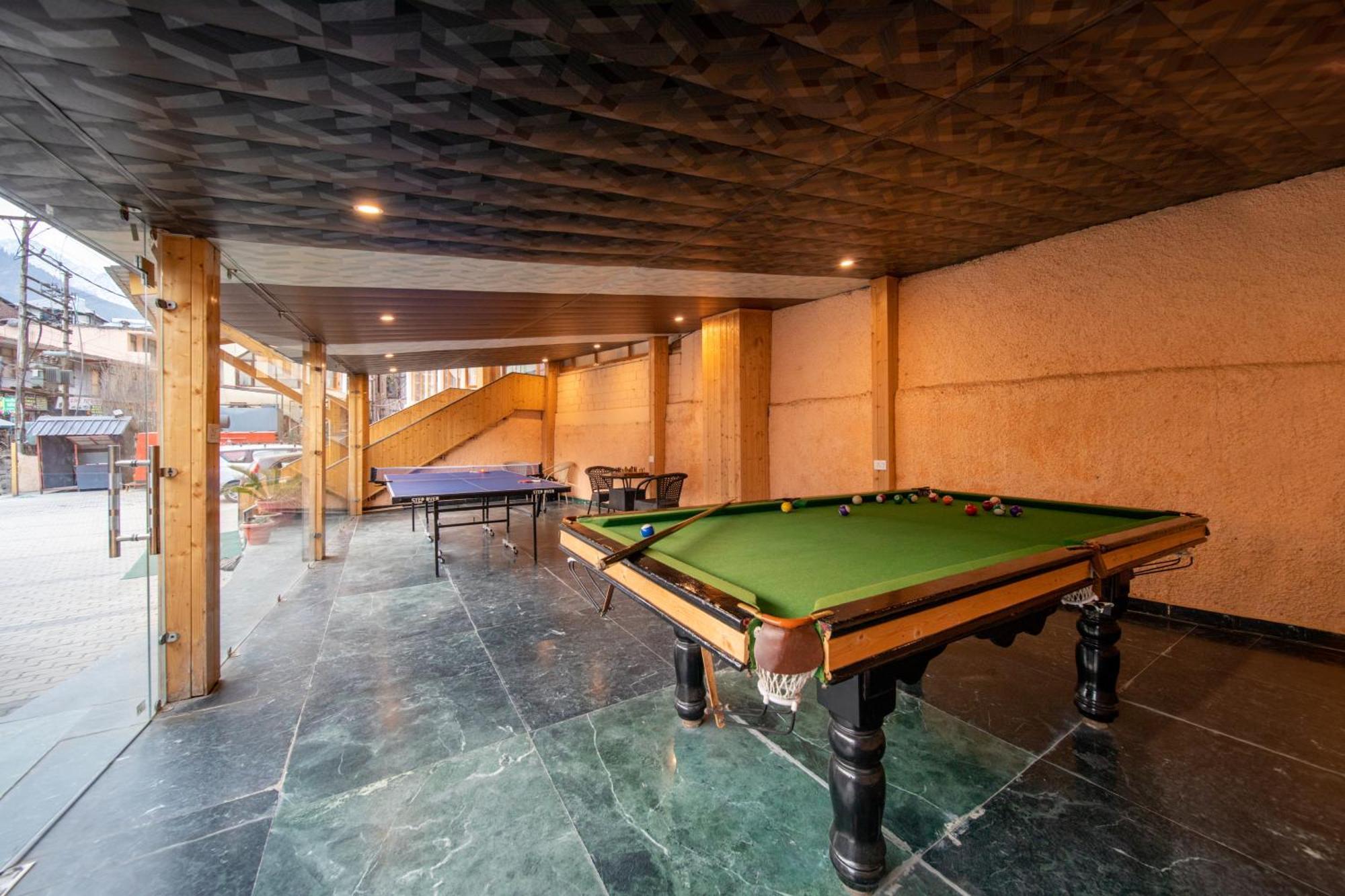 West Western Resort Manali #Neartomallroad #Gym #Lawn #Playingzone #Pooltable #Kidsfriendly #Mountainview #Tabletennis #Familyfriendly #Privateparking Buitenkant foto