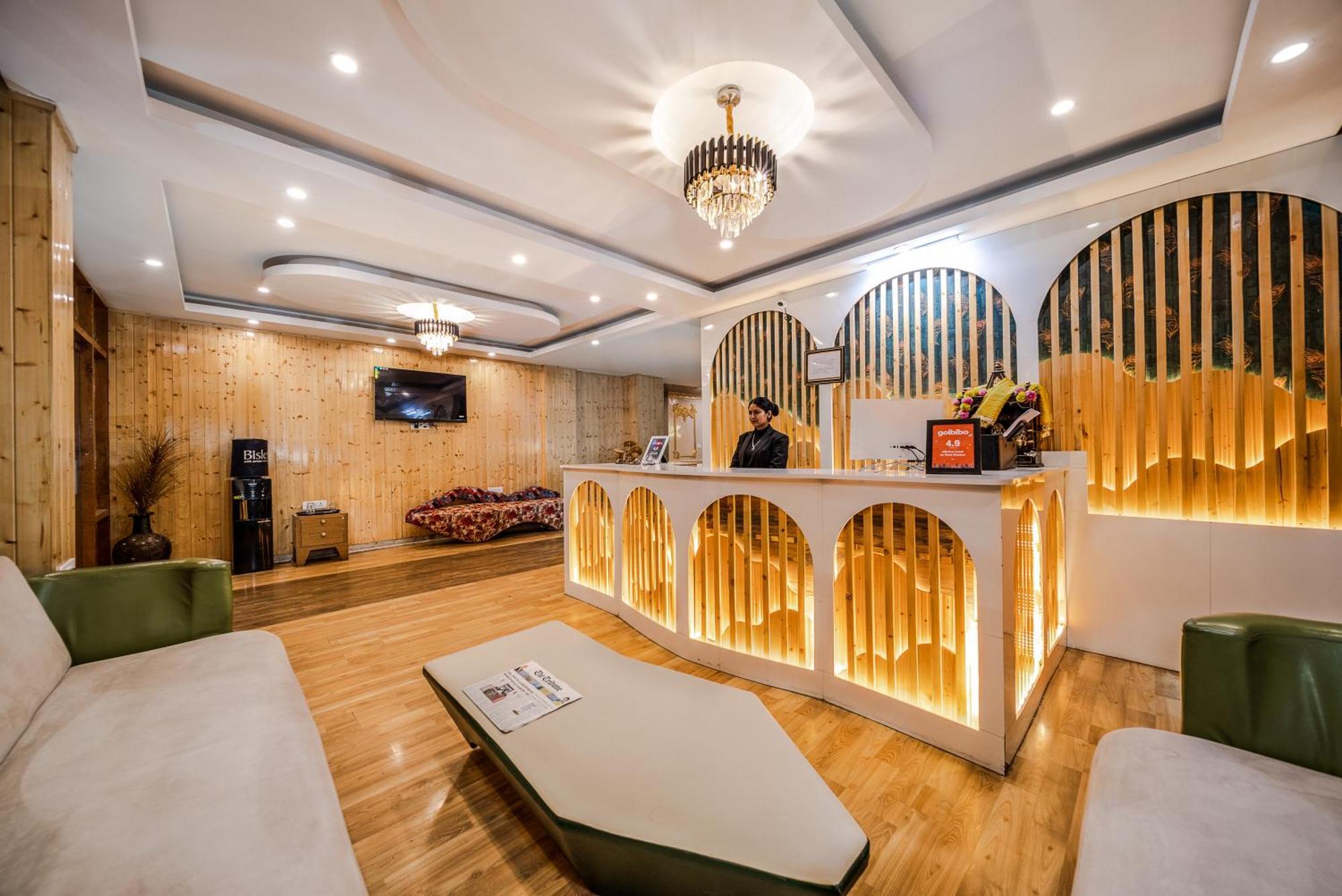 West Western Resort Manali #Neartomallroad #Gym #Lawn #Playingzone #Pooltable #Kidsfriendly #Mountainview #Tabletennis #Familyfriendly #Privateparking Buitenkant foto