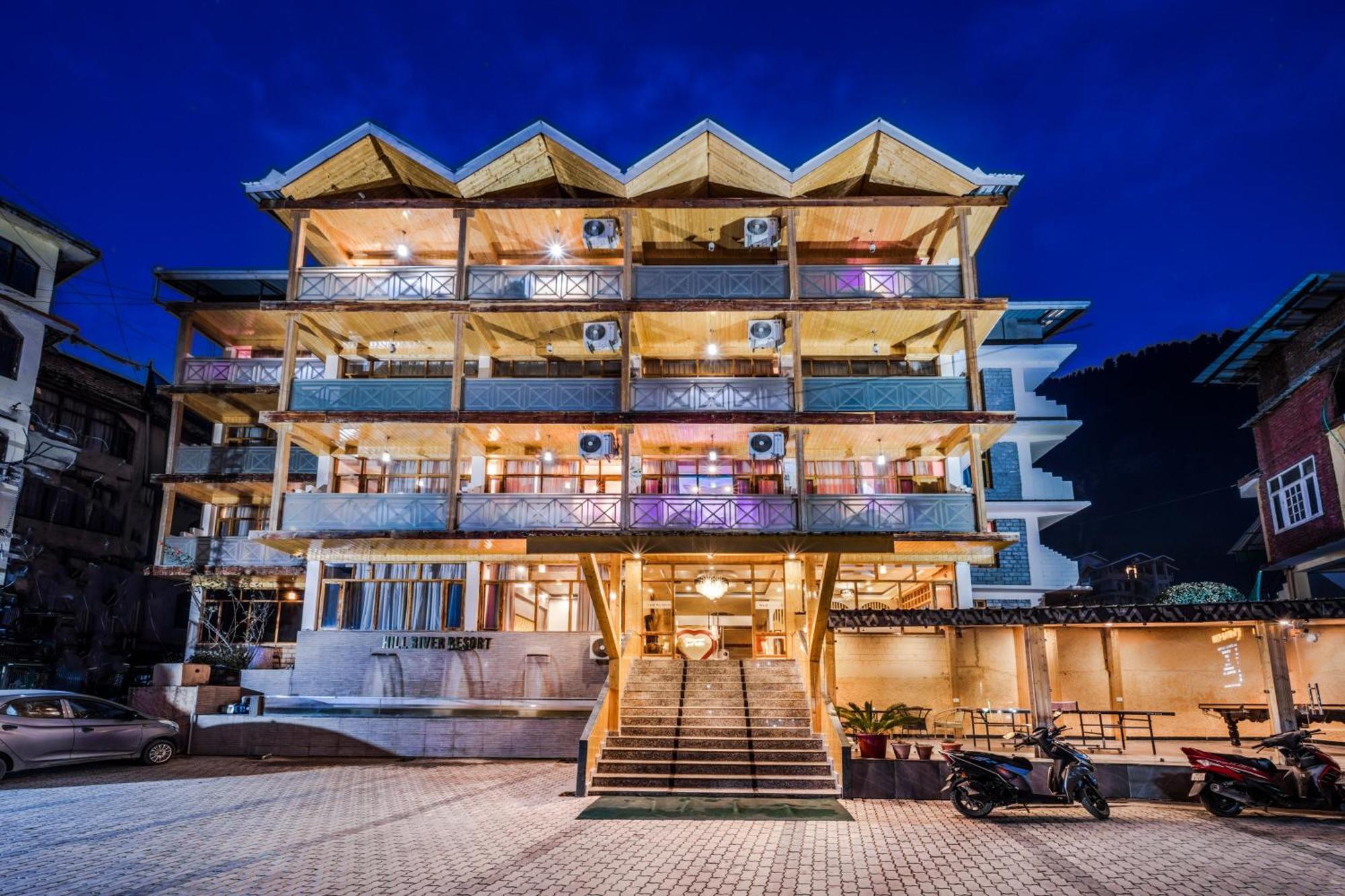 West Western Resort Manali #Neartomallroad #Gym #Lawn #Playingzone #Pooltable #Kidsfriendly #Mountainview #Tabletennis #Familyfriendly #Privateparking Buitenkant foto